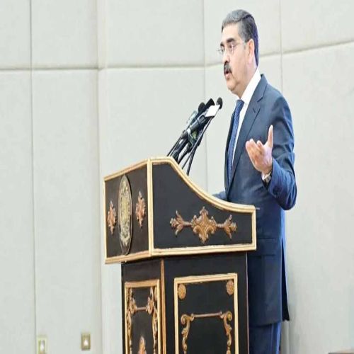 ভালোবাসার মানুষকে বিয়ে করুন : পাক প্রধানমন্ত্রী